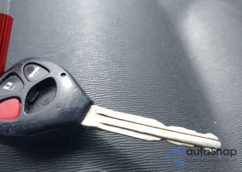 2006 Scion Tc z USA, uszkodzony, nr VIN JTKDE177760083049